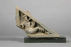 トリートーン像　ガンダーラ　２～３世紀　龍谷大学