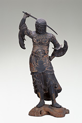 重要文化財　伝広目天立像　平安時代後期　普門寺　画像提供：豊橋市教育委員会